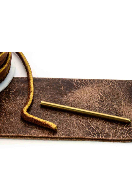 Locking needle for leather lacing and braiding, leathercraft