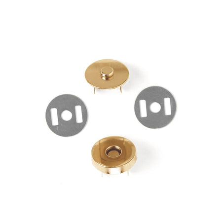 Magnetic fastening  for leather projects 19mm (3/4") in diameter with a prong-back setting - available in Brass or Nickel plated finish.