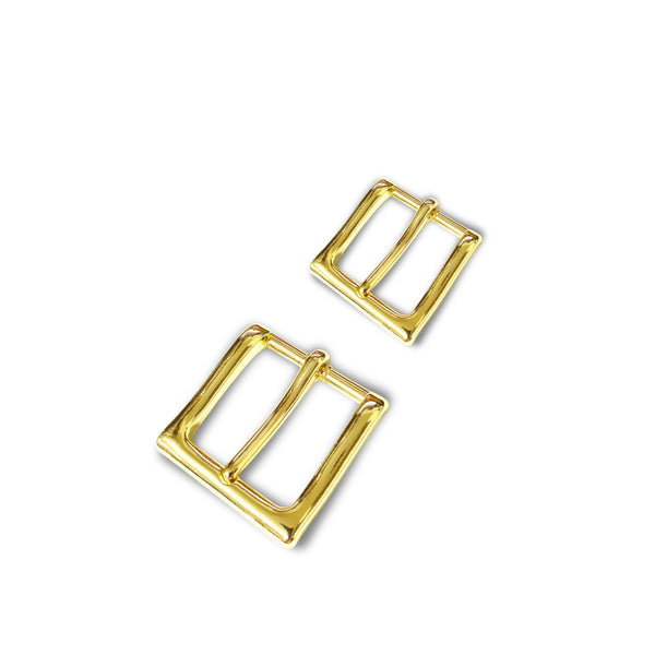 Bandera belt or strap buckle in a choice of sizes in a bright gold brass metal, nickel free