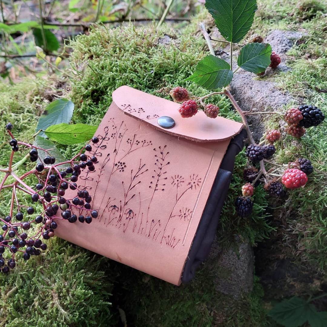 Project - Foraging Pouch