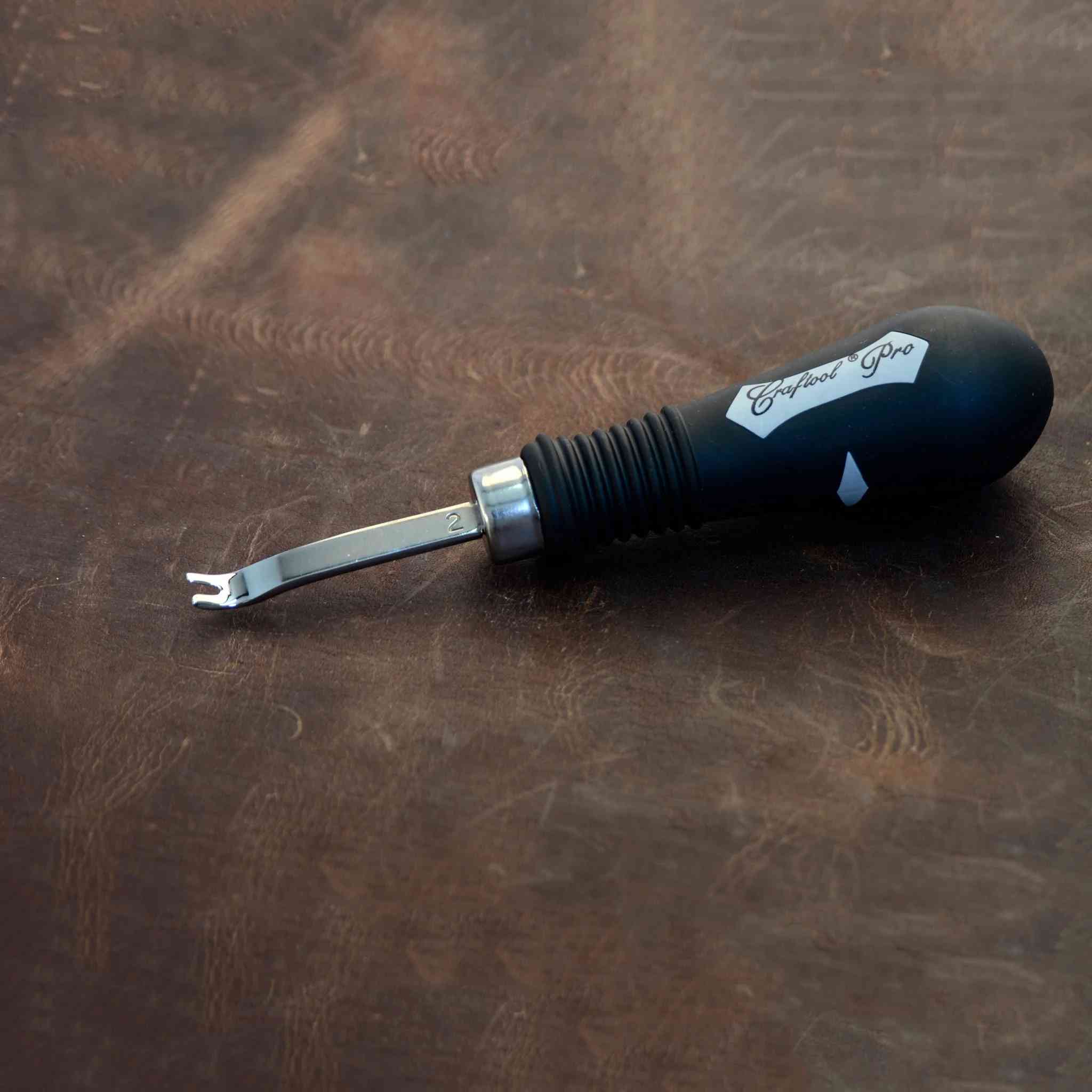 Craftool Pro Fine Edge Beveller from Identity Leathercraft