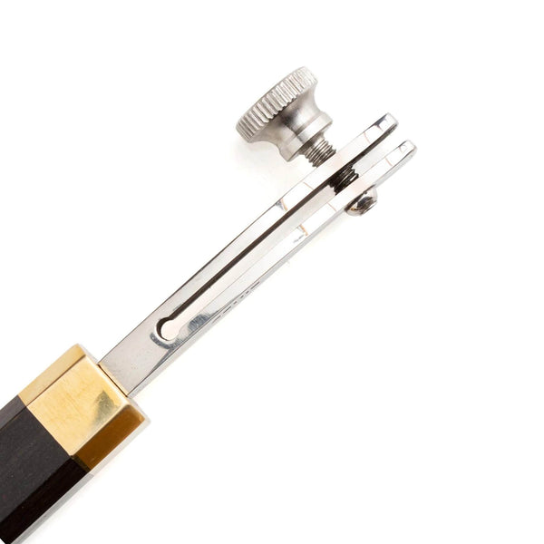 Close up of TandyPro tool for creating decorative embossed lines and borders in your leather projects - for leather belts, wallet making, cases and more.