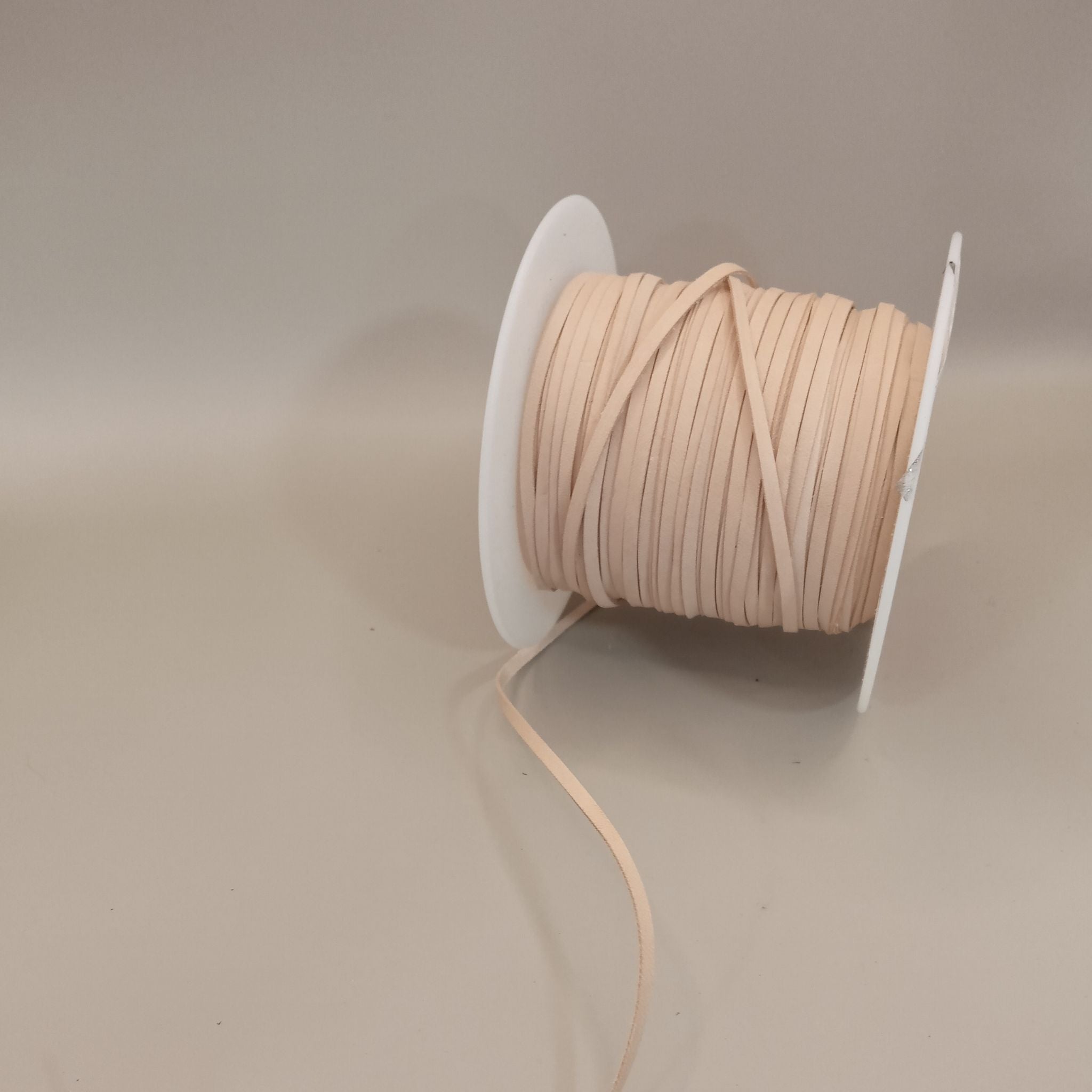 Kangaroo Leather Lace Natural