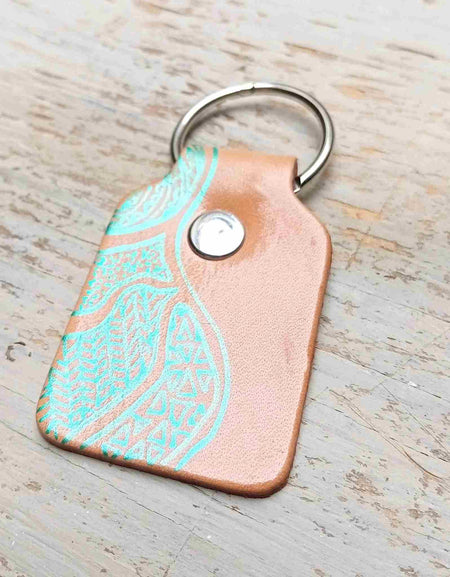 Vegetable tanned leather pre cut tab style keyring blank for craft