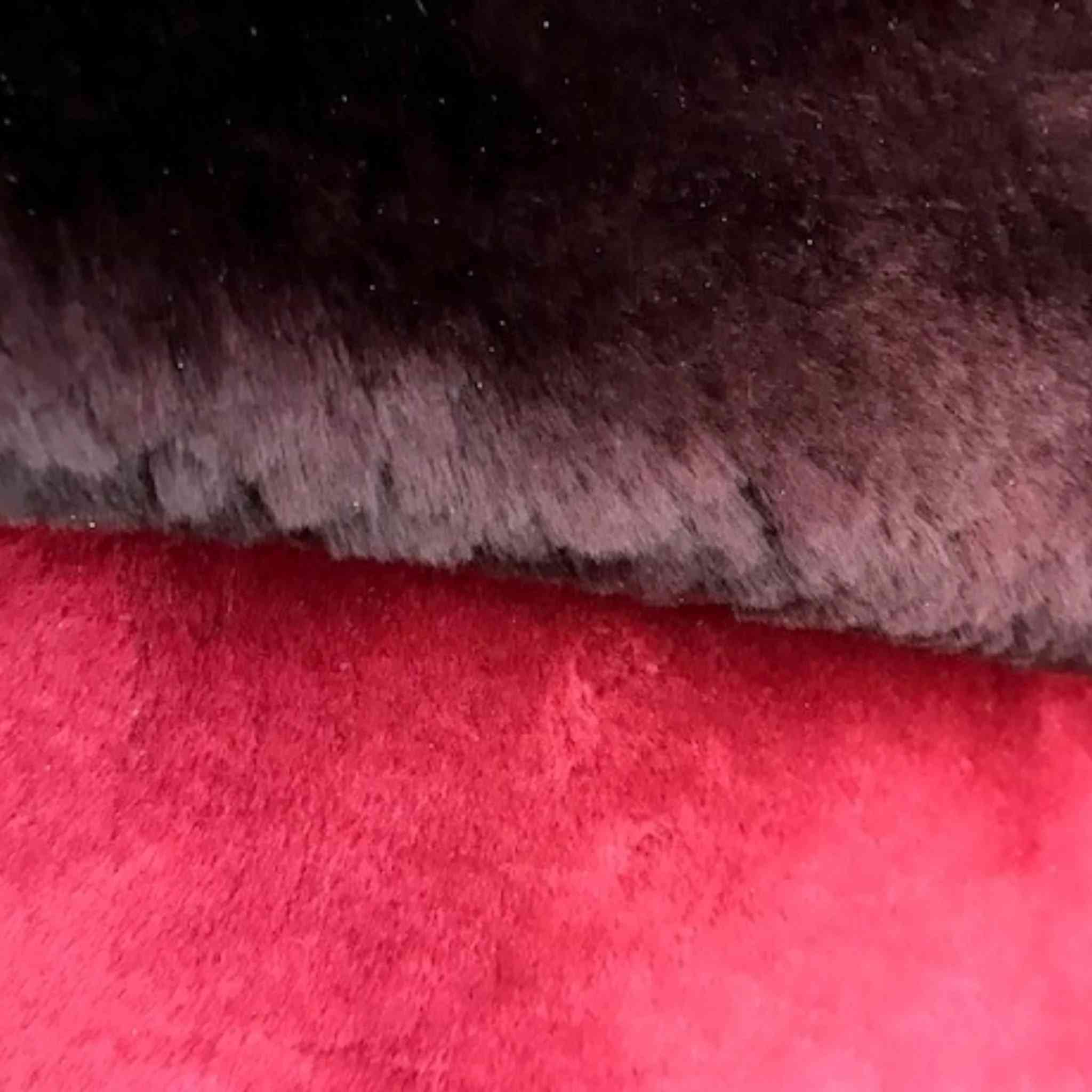 Medium pile sheepskins in reds