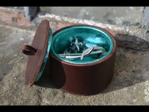 Load and play video in Gallery viewer, Metallics Leather Pieces - Bright
