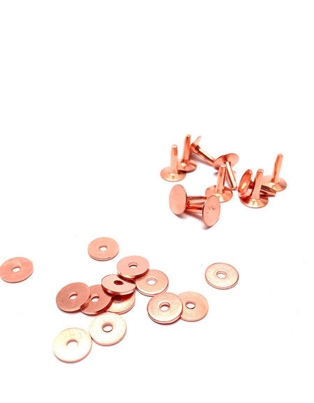 Small version of the traditional leatherwork rivet and burr in copper finish - use for permanent fixings for belts, bags and more