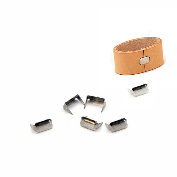 Stainless Steel Leather Staples from Identity Leathercraft