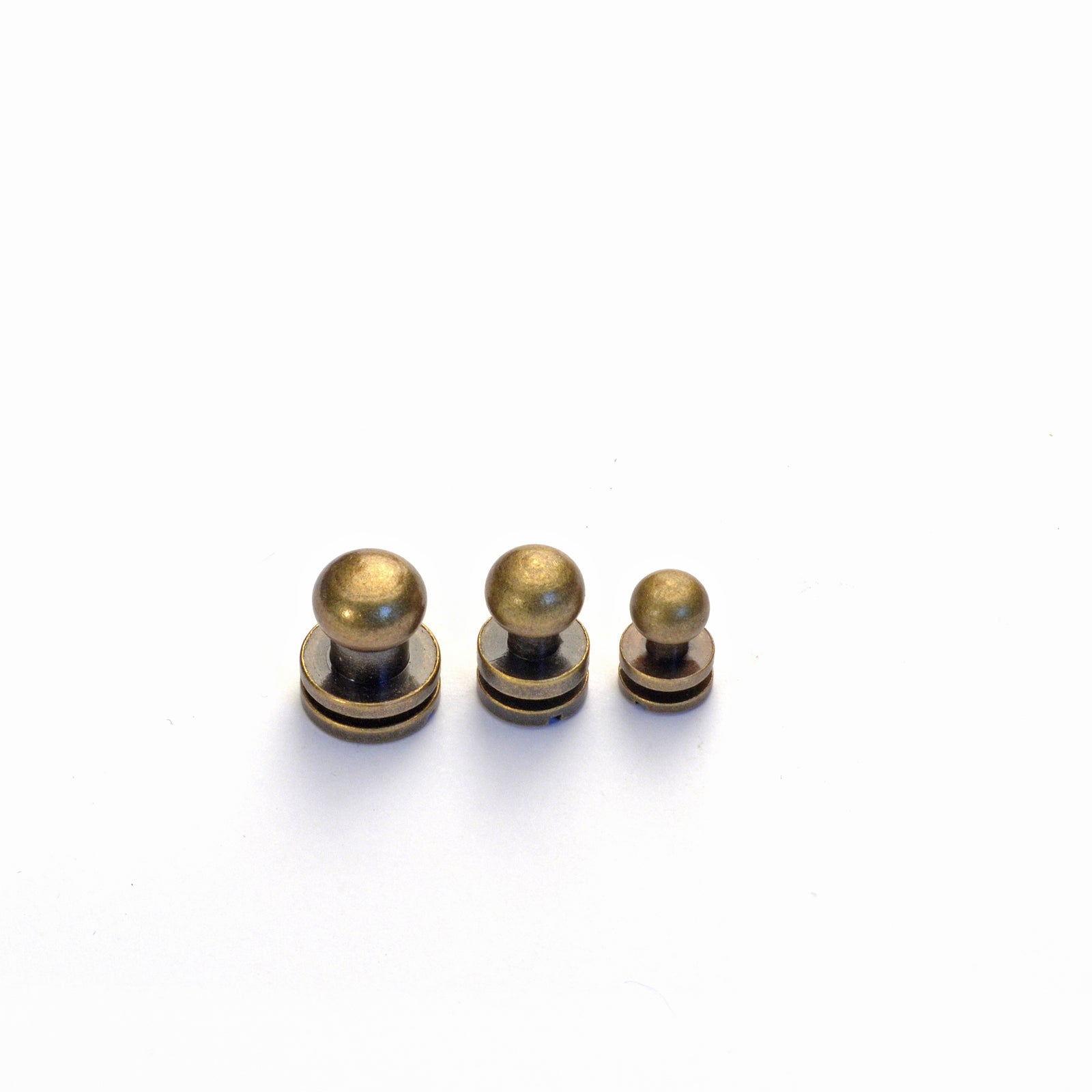 9mm, Antique Brass, Round Top Collar Button Stud with Screw, Solid Bra –  Weaver Leather Supply