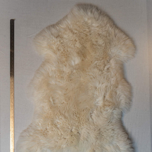 Load image into Gallery viewer, Natural wool sheepskin, large size, premium grade, beautiful and heavy with deep pile and good shape.
