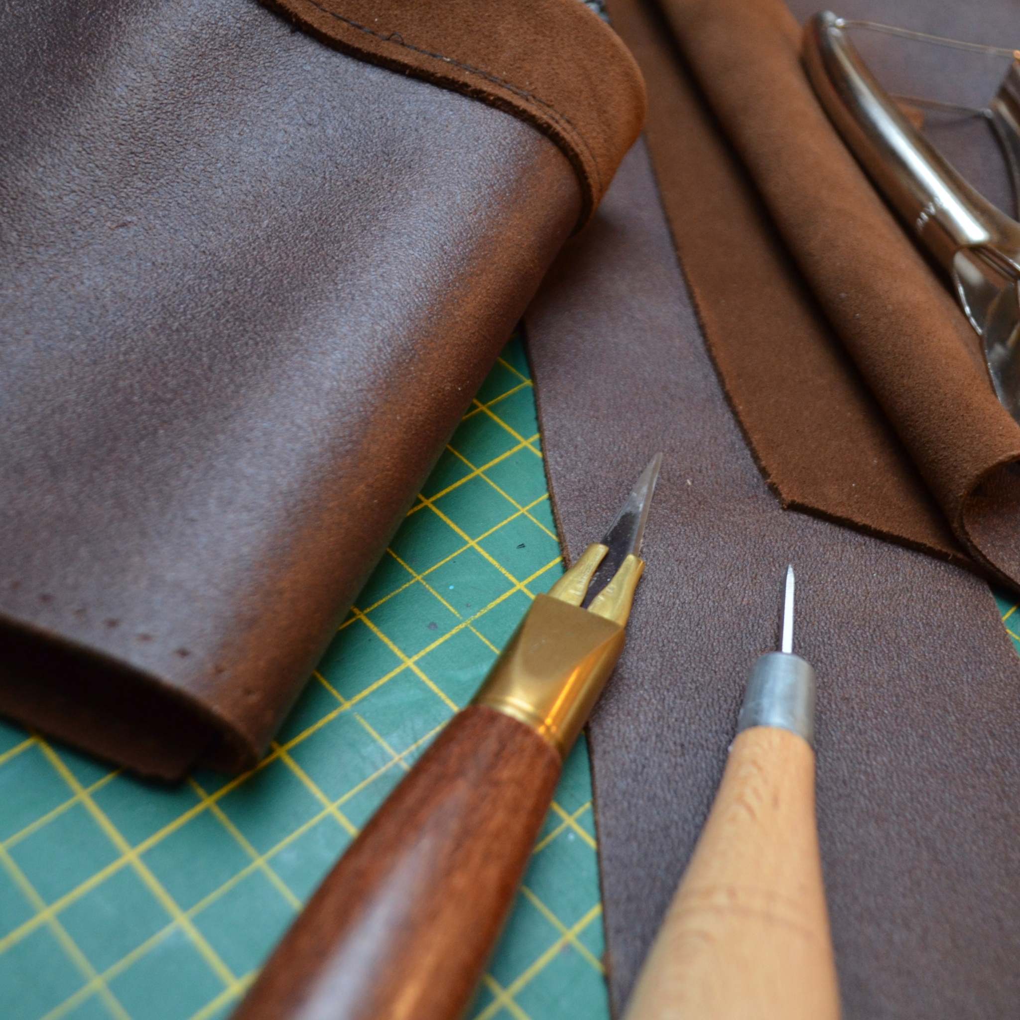 Soft reverse calf leather with textured grain and suede reverse ideal for tool rolls, pouches, half aprons etc